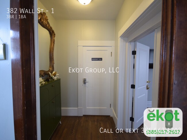 Photo - 382 Wall St Unit 1
