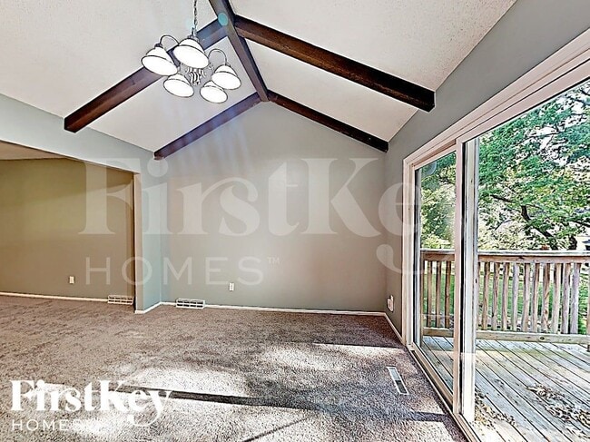 Photo - 5906 NW Walnut Creek Dr