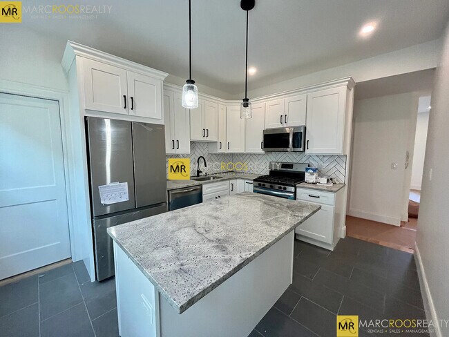 Photo - 234 Calumet St