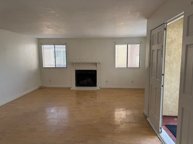 Photo - 13607 Charlemagne Ave