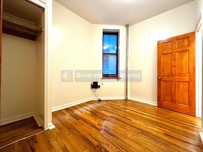 Photo - 3135 Broadway Unit 4