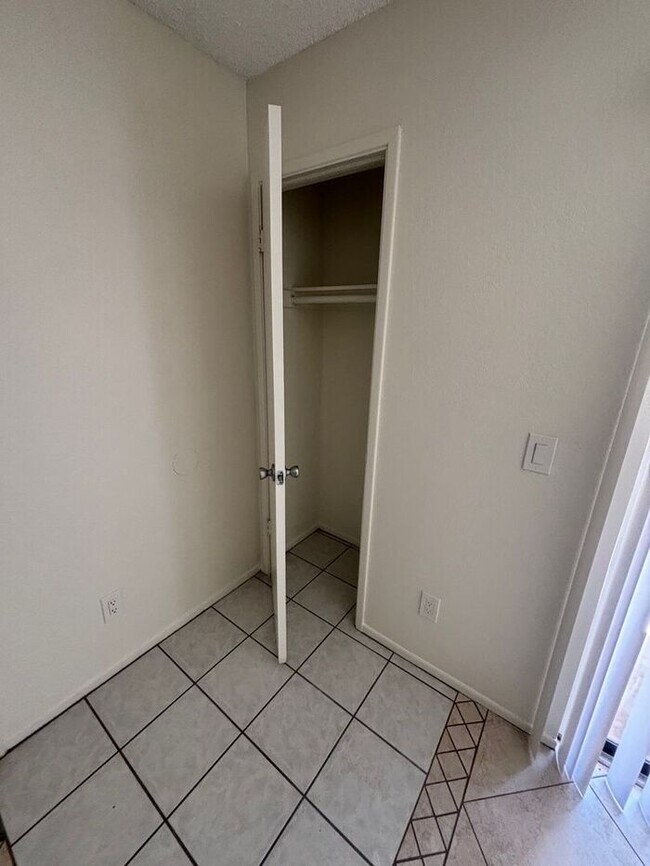 Photo - Welcome Home to El Diablo Apartments – 1 B...