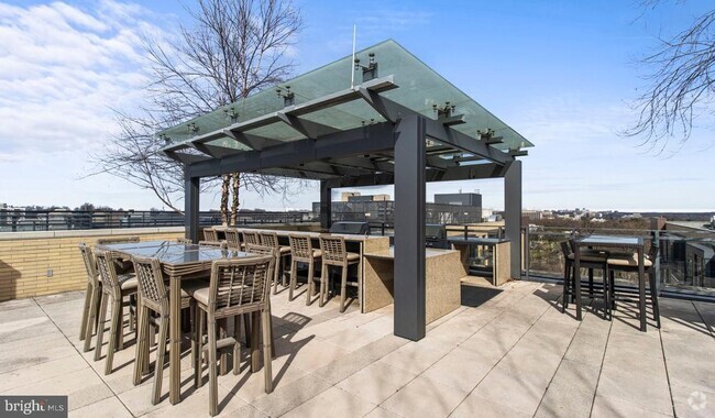 Building Photo - 8300 Wisconsin Ave Unit 2B-320 Rental