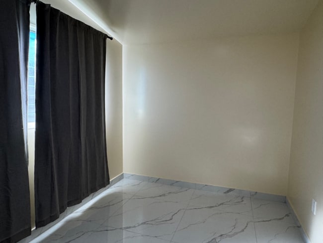 Photo - 1676 Hoonipo St