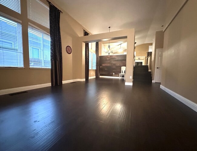 Photo - Gorgeous 4 Bed, 2 Bath in Shadow Lakes with SOLAR!