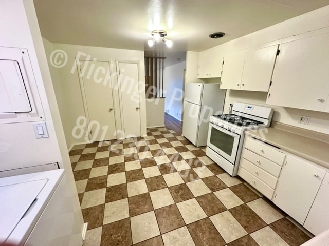 Photo - 858 Yale Ave S