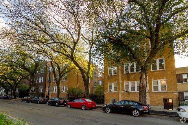 Building Photo - Ashland Manor Rental