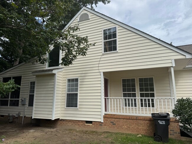 Building Photo - Longhill Gate Rental