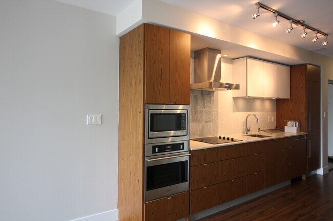 619-159 West 2nd Avenue