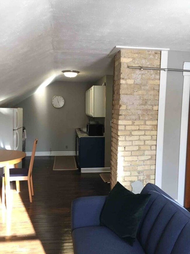 Photo - 1341 4th Ave S