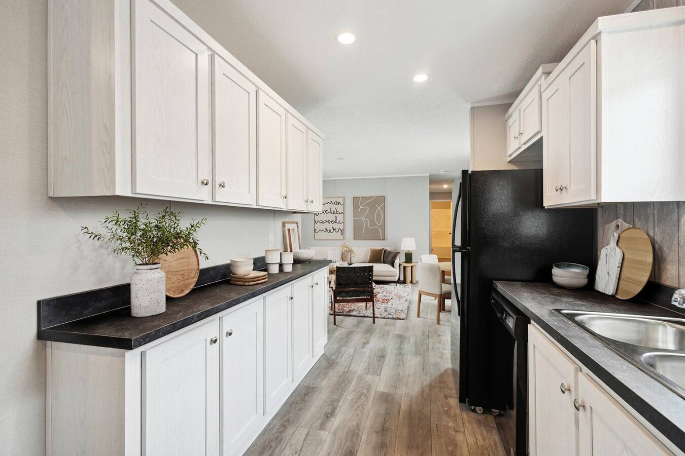 Photo - 502 Landrey Dr