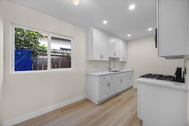 Photo - 3537 Delta Ave Unidad 3537 Delta