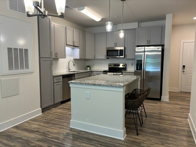 Kitchen - Fox Crossing Luxury Apartments