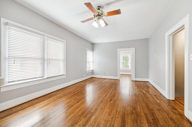 Photo - 1551 Castle Ct