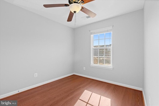 Building Photo - 4382 Daisy Reid Ave