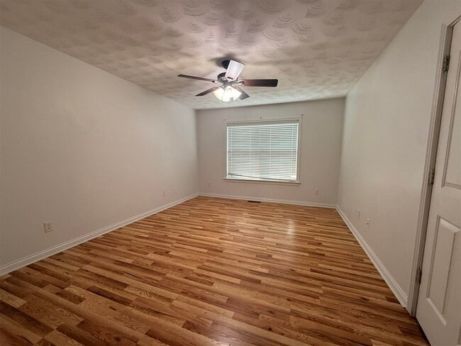 1304 Primrose Ct