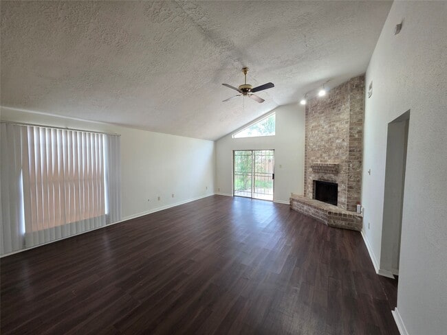 Photo - 11726 Plumbrook Dr