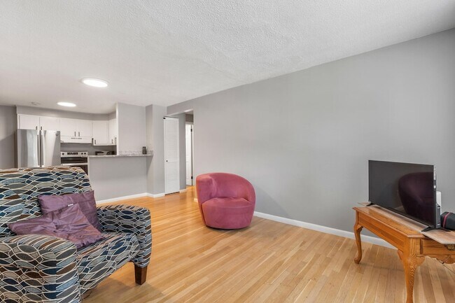 Photo - 99 Cluff Crossing Rd Unit F10