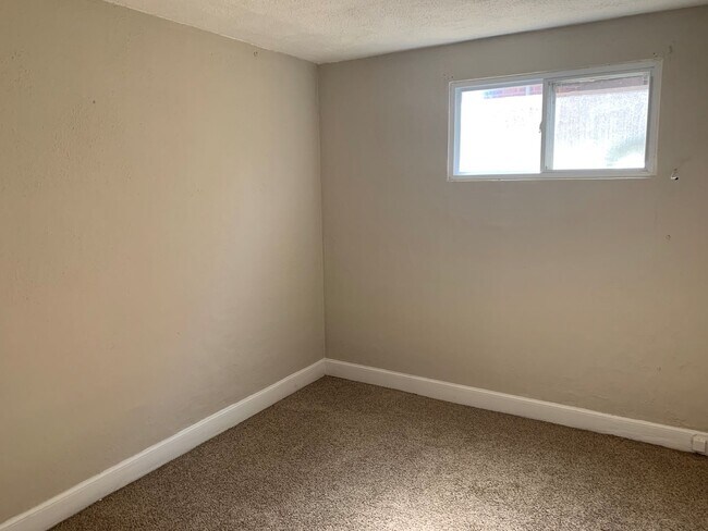 Photo - 4629 Ferncliff Dr Unit Apt B