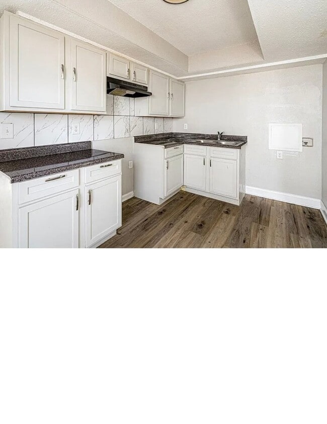 Photo - 3084 Pershing Ave