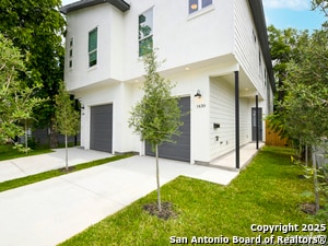 Building Photo - 1430 Hays St Rental