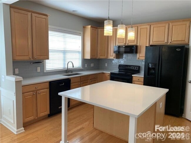 Photo - 15262 Kessler Dr