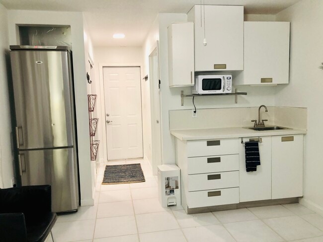 2945 SW 38th Ct Unidad Studio