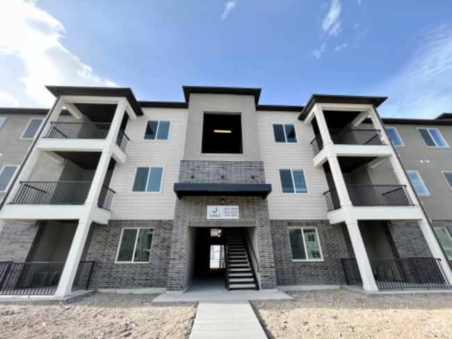Building Photo - 3364 Hardman Way Rental