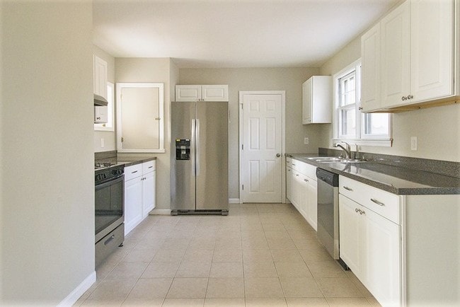 Photo - Spacious 3-bed 2-bath home in Williamstown!