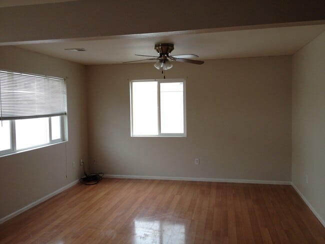 Photo - 3 BEDROOM, 2.5 BATH TOWNHOUSE WITH 2 CAR ATTACHED GARAGE