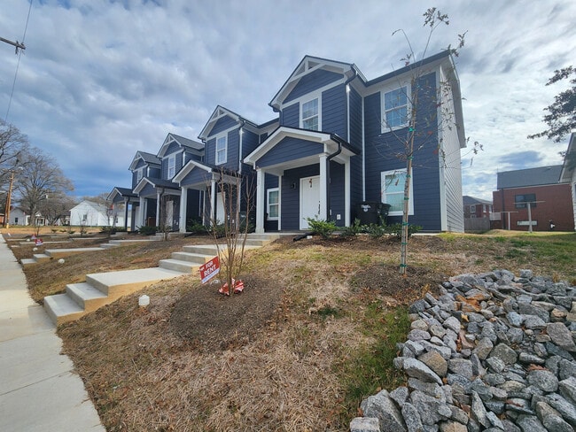 Photo - Room in Townhome on Freeze Ave NW