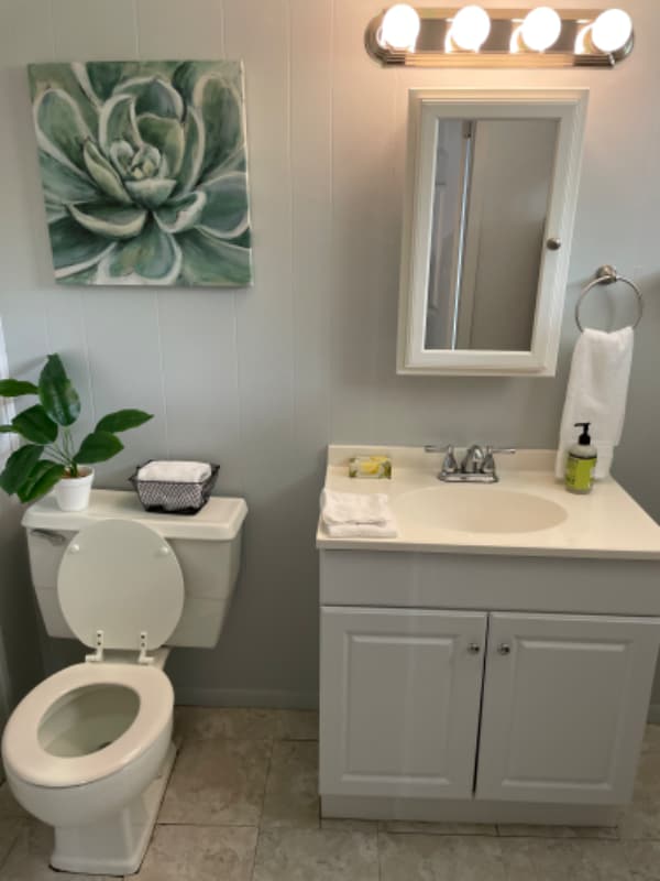 Photo - 443 Normandy Rd