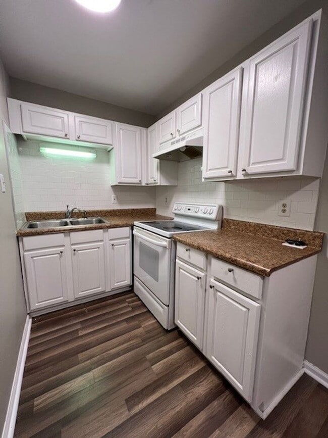 Photo - 6420 Ezras Ct