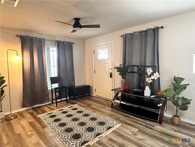 Photo - 511 McKie St