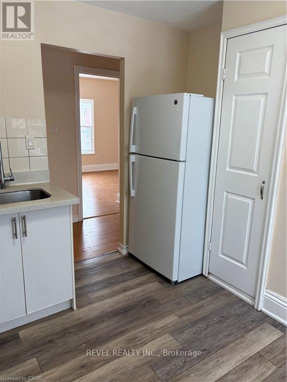 Photo - 95 Sanford Ave N