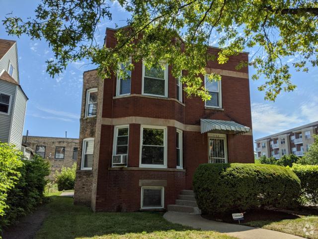 Building Photo - 3 bedroom in Evanston IL 60201 Unit 2 Rental