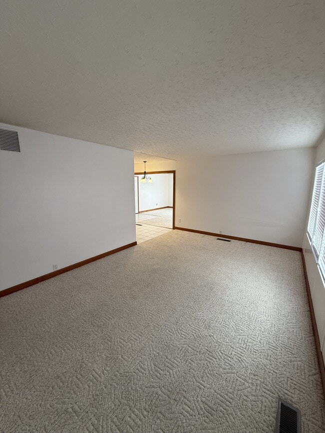 Photo - 1718 Syracuse Dr