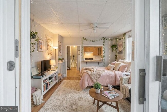 Photo - 711 Corinthian Ave Unidad 2R