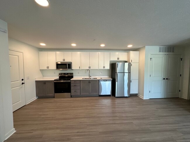 Photo - Foxtail Meadows