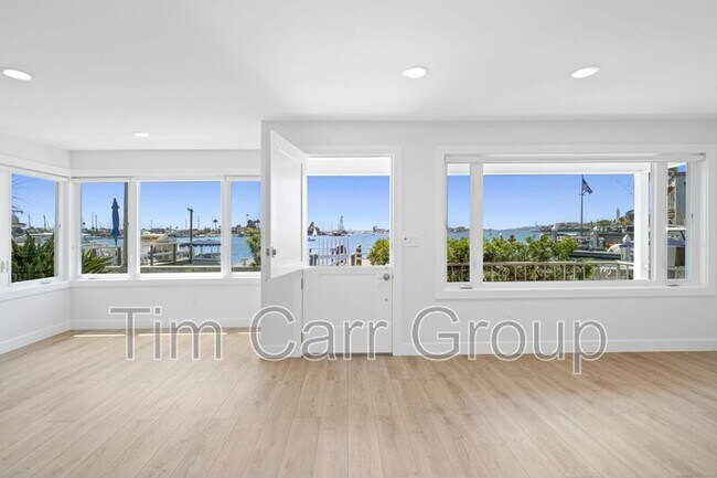 Photo - 112 S. Bayfront