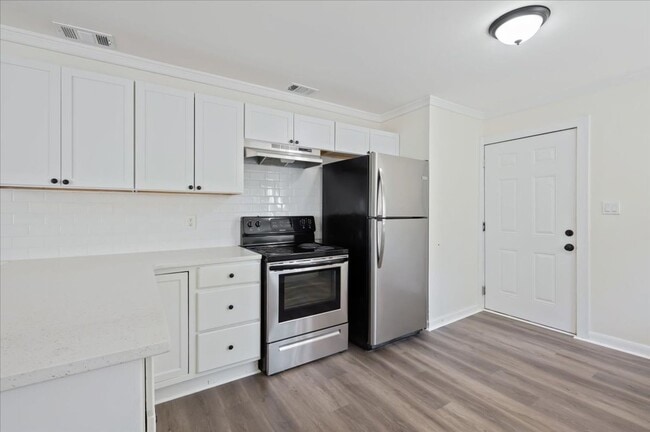 Photo - Spacious 2-Bedroom, 2-Bathroom Home in Savannah, GA