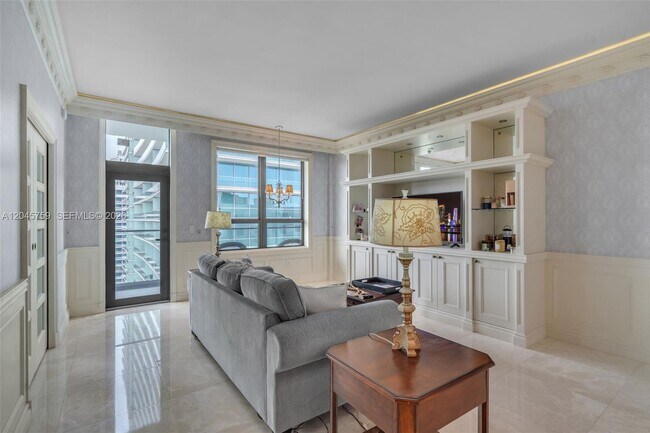 10185 Collins Ave Unidad PH23