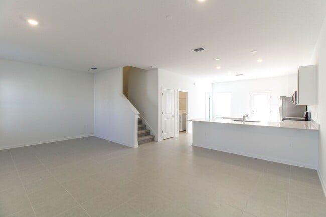 Photo - 2278 White Buffalo St