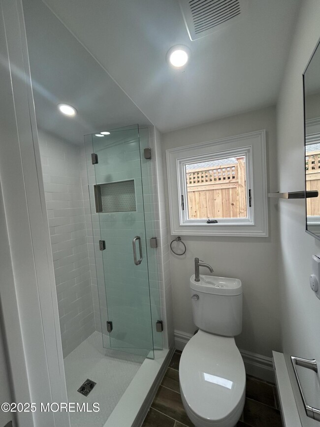 Photo - 600 Ocean Park Ave