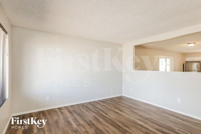 Photo - 4431 W Sierra St