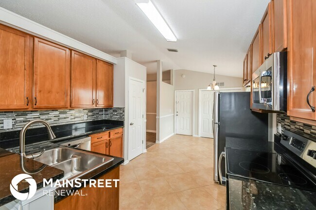 Photo - 7104 Rapid River Dr W