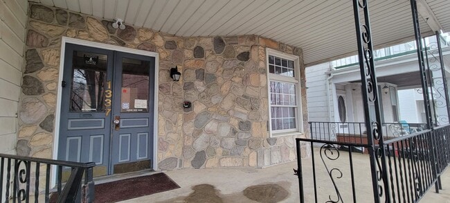 Photo - 1337 Washington St Unit 1337-3 Washington Street