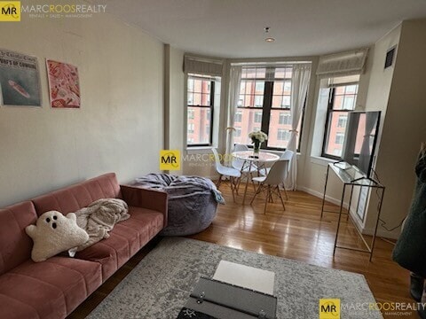 Photo - 534 Commonwealth Ave Unidad 5B