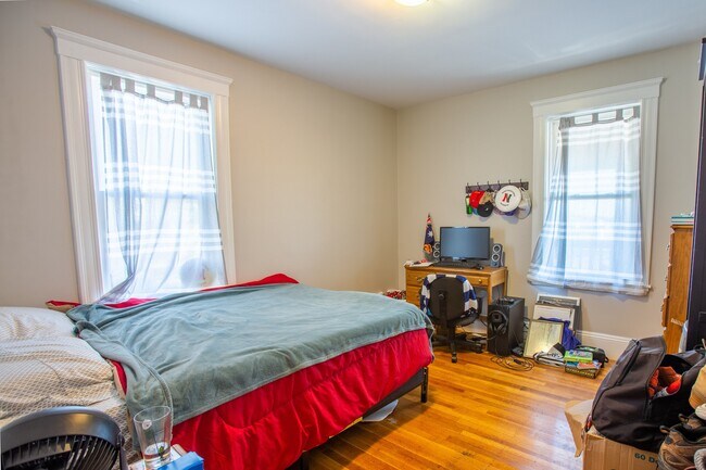 6 Belmont St Unit 3