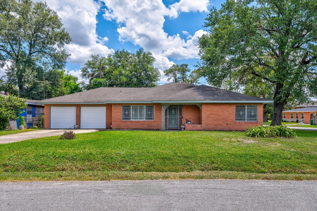 Photo - 5611 Milart St (Houston, TX)